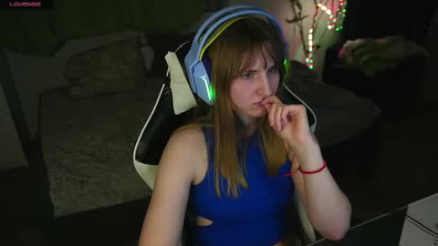 Kay online show from February 16, 8:44 pm