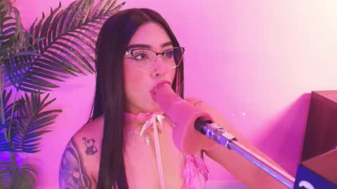 LANA online show from May 28, 4:54 am