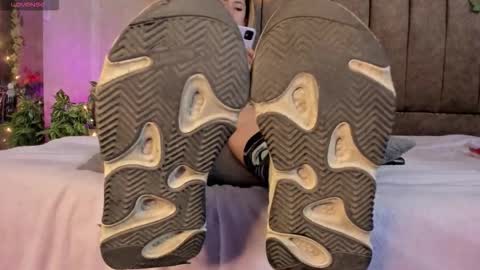 Lana online show from February 5, 7:00 am