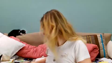 Lana online show from October 16, 6:49 am