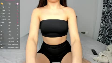 Lana online show from December 22, 4:59 pm