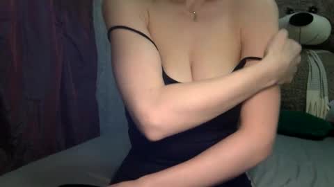 langoria online show from October 18, 9:38 pm