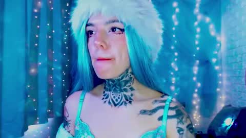 LANNIE   online show from March 11, 3:58 pm