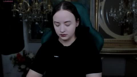 lara_benson_ online show from November 27, 10:51 am