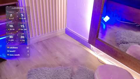 lara_curly online show from April 25, 1:41 pm