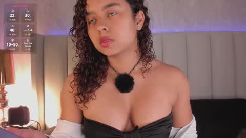   online show from November 30, 3:38 pm