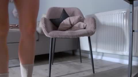 LaraKanes online show from October 15, 10:29 am