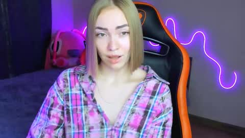 LaraKrein lk online show from October 16, 4:31 pm