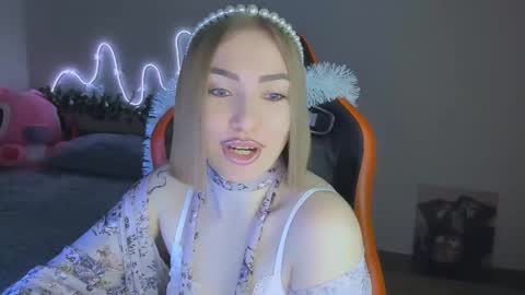 LaraKrein lk online show from December 18, 2:22 pm