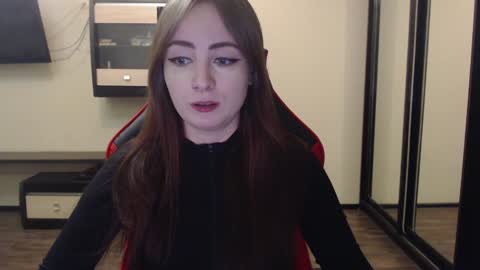 Laralianna online show from January 6, 10:37 pm