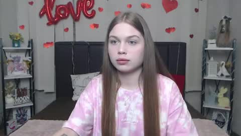 LaraPika online show from April 22, 5:15 am