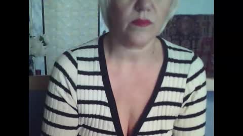 larisaq4ugo24 online show from September 25, 12:04 pm