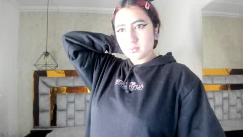  Lari online show from February 21, 3:45 am