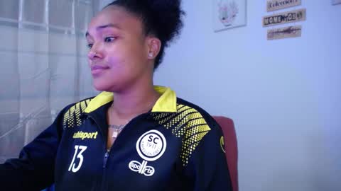 karen online show from October 1, 3:33 am