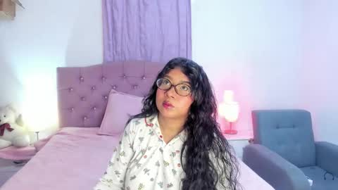 Martina online show from March 22, 6:30 am