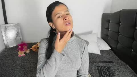 Luna  online show from March 27, 1:45 pm