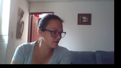 Laura online show from March 3, 6:25 pm