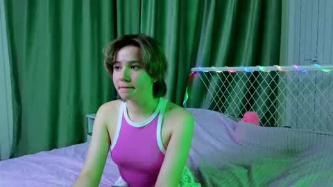 Kylie online show from November 2, 8:34 pm