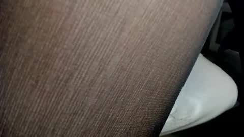 laura__js_ online show from September 26, 6:44 am