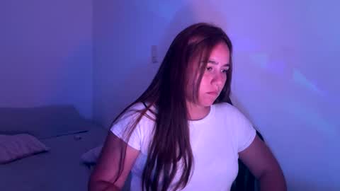 laura online show from March 28, 11:25 pm