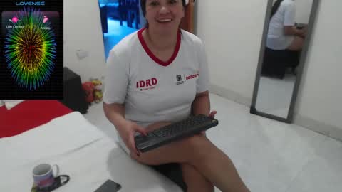 laura_foxx2379 online show from March 11, 6:52 pm