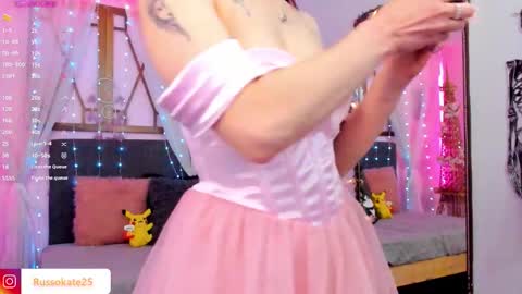 Kate  online show from October 6, 12:44 pm