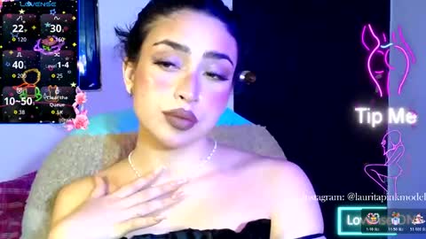 laura_pink01 online show from December 20, 7:12 am