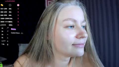 Laura online show from May 30, 3:31 pm