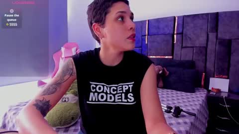 Laura Rose online show from March 10, 7:07 pm