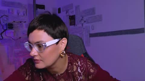 lauradavidsons online show from September 11, 8:14 am