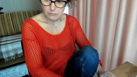 Lauraoven1 online show from March 4, 7:26 am