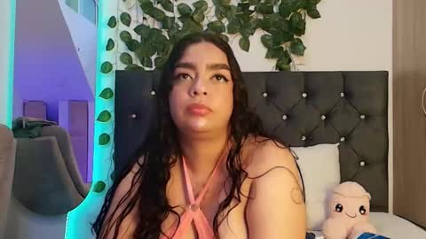 laura online show from March 30, 8:30 pm