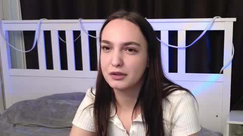 Victoria online show from November 26, 9:43 am