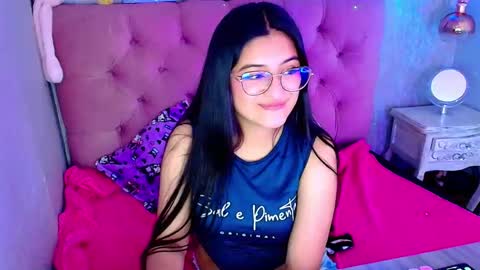 Laurene online show from January 9, 4:17 am