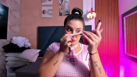laurenthferrer online show from June 24, 10:03 am