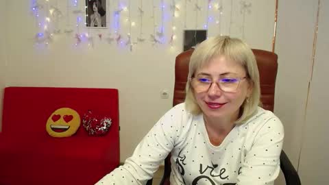 Lauren online show from January 11, 1:16 pm