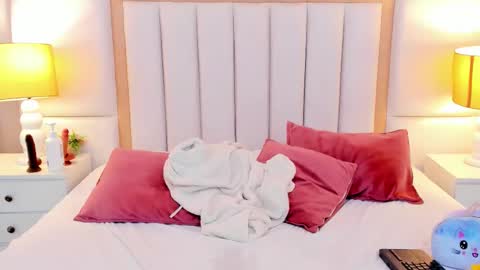 Lau online show from February 1, 7:12 pm