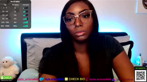 laylaariana online show from October 24, 2:18 am