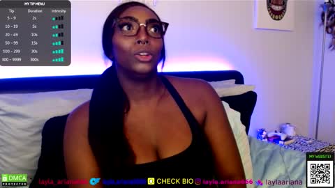 laylaariana online show from October 28, 2:06 am