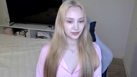 LaylaPretty001 online show from May 16, 4:26 am