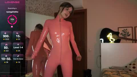 Pansy online show from October 18, 5:37 pm