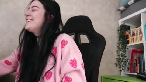 Lisa online show from March 9, 4:04 am