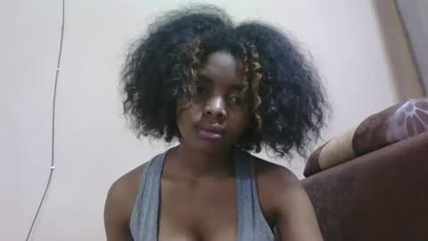 lea96546 online show from December 2, 11:12 am