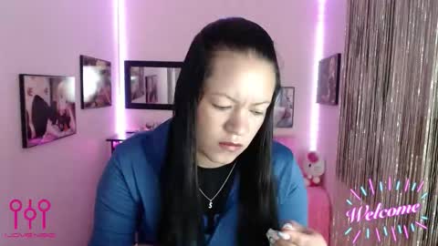 Leandra online show from October 28, 1:50 pm