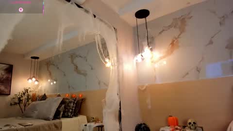    online show from October 18, 12:46 am