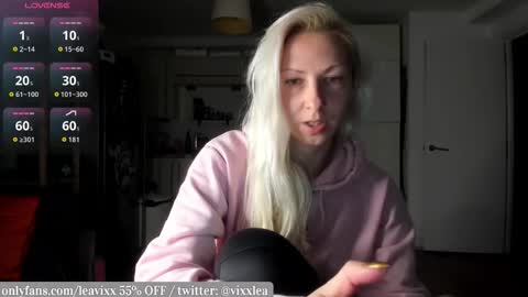 LeaVixx online show from December 20, 4:11 pm