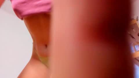 Ellie online show from October 15, 7:11 am