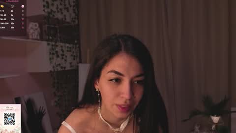 Jasmine online show from March 15, 7:38 pm