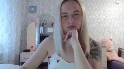 leggywily25 online show from October 23, 10:21 am