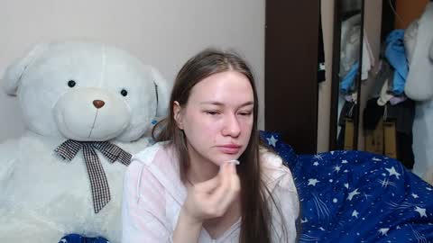 leila_bambi_ online show from January 25, 7:49 pm